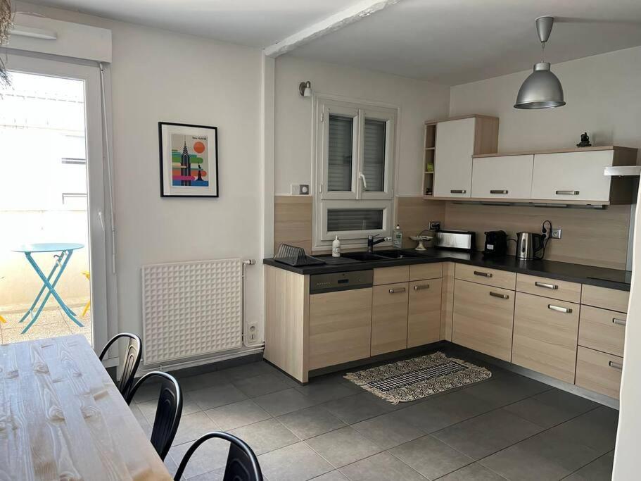 לה רושל Superbe Appartement Avec Parking מראה חיצוני תמונה